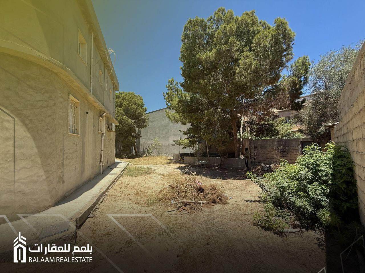 عقار قرب شارع طرابلس