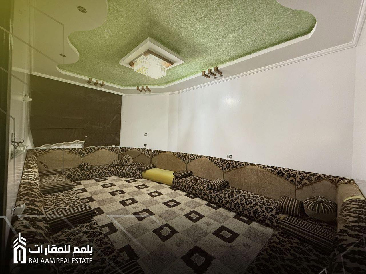بيت عائلي في الرعيضات