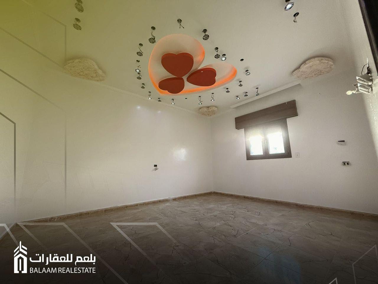 بيت عائلي في الرعيضات