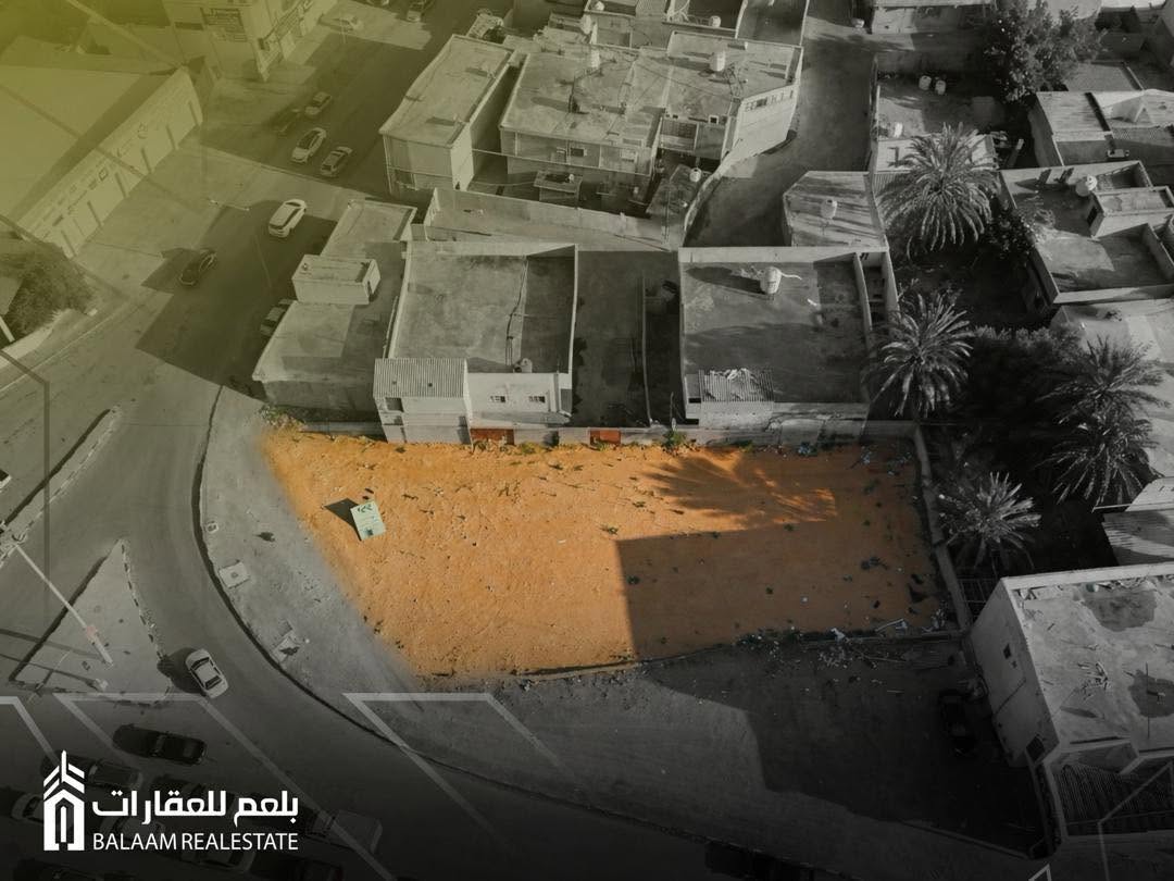 أرض تجارية عند تقاطع شارع سعدون